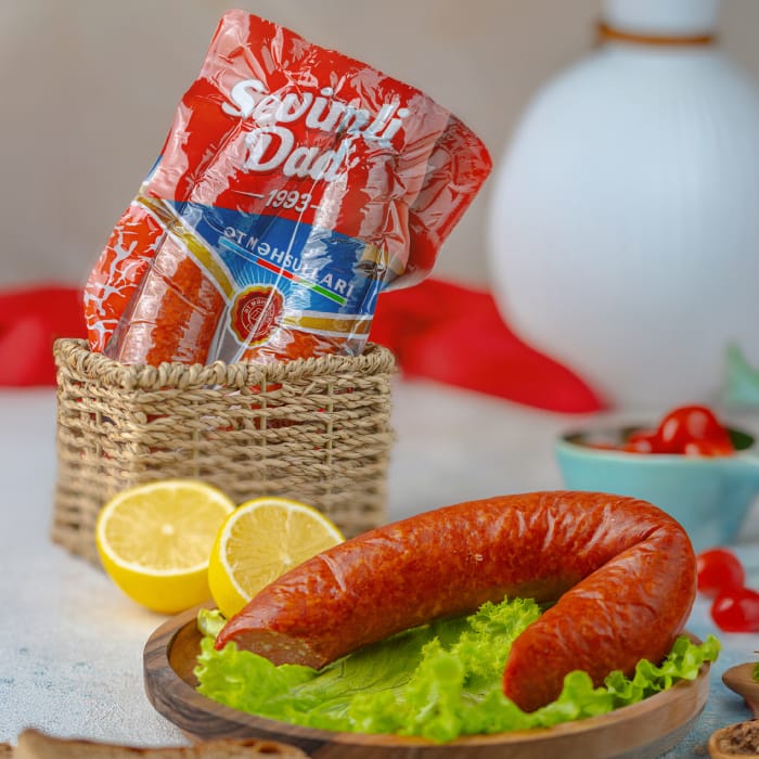 Tomatlı "Sevimli Dad" Krakovskaya kolbasası